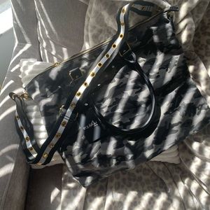 NWT - equipt4u New York grey camo crossbody bag